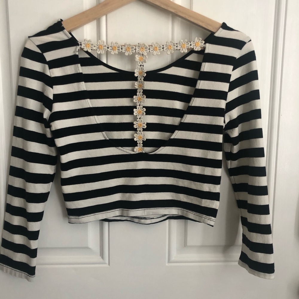 Daisy T-Back Crop Top S